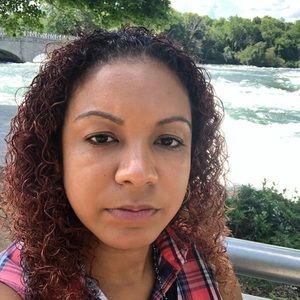 Meet your Posher, Jenny